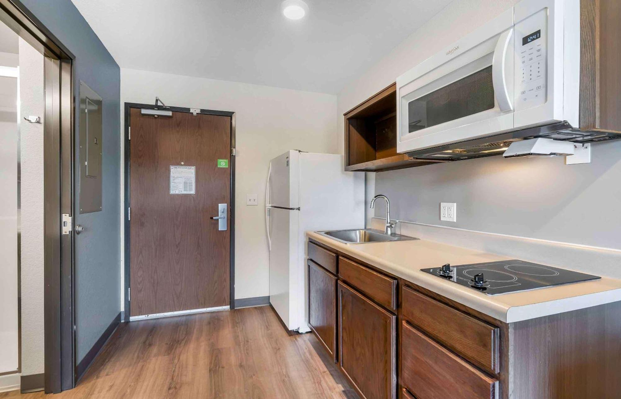 Extended Stay America Suites - Portland - East Fairview Екстериор снимка